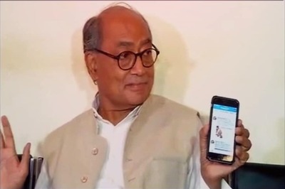Digvijaya Singh Expresses 'Apologies' For Tweeting Image From Pakistan as Madhya Pradesh