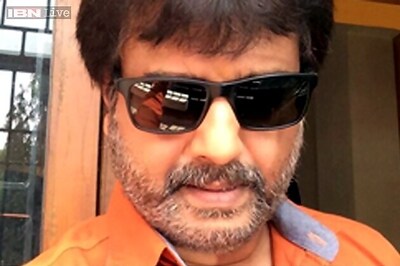 Snapshot: Ajith Kumar, Vivekh dress in the same getup in 'Yennai Arindhaal'