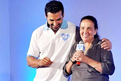Snapshot: John Abraham plays basketball with his very fit mother