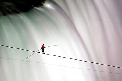 High-wire Star Nik Wallenda To Walk Over Buffalo Campus