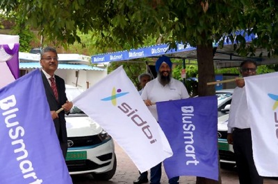 SIDBI And BluSmart Launch Over 140 Electric Cars In Delhi Under EV4ECO Scheme