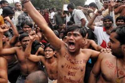 2 Telangana ministers withdraw resignations