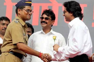 Constable who gave MNS chief rose asked to rest