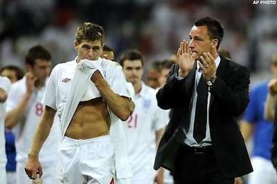 England look for goals against Algeria