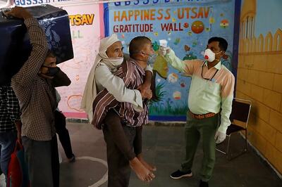 UP CM Yogi Adityanath Says Special Vigilance Needed in Kanpur Nagar, Jhansi, Mathura as Virus Cases Rise