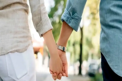 What Is Love Bombing And How Is Gen Z Falling Victim To This Toxic Trend?