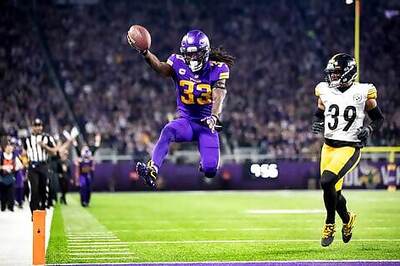 Still-viable Vikings Can't Escape Late-game Stress