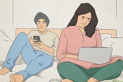 When Does Texting Count as Cheating?