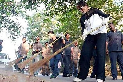 Snapshot: Amitabh Bachchan bats for special toilets for women and educating children about cleanliness