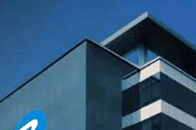 Bajaj Housing Finance Shares Surge 10% A Day After Listing; PhillipCapital Sees 27% Upside