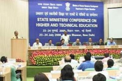 With Left out, Govt presses ahead with education reforms