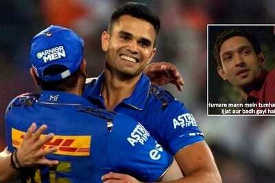 Arjun Tendulkar's Death Bowling Heroics in MI vs SRH Inspire Memes on Twitter