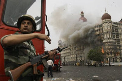 No request from India to extradite 26/11 suspects: Pak