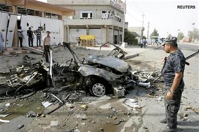 Iraq blasts, shootings kill 32, wound scores