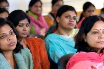 School Teachers Violating Calcutta HC Order on Private Tuitions, Claims Bengal Tutors’ Body