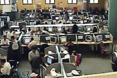 US Indians paid less than Americans