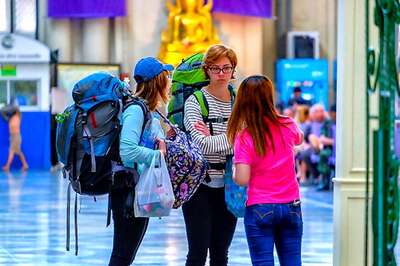 8.91 Lakh Foreign Tourists Visited India in November 2016