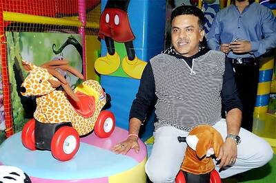 Snapshot: Got a lot of free time, Mr Sanjay Nirupam?