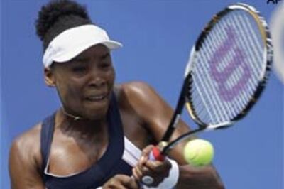 Venus stays on track for second singles gold