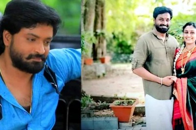 Actor Senthil Kumar's Birthday Photo With Wife is Superhit Among Fans