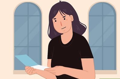 How to Attend the Wake of Someone You Didn't Know Well