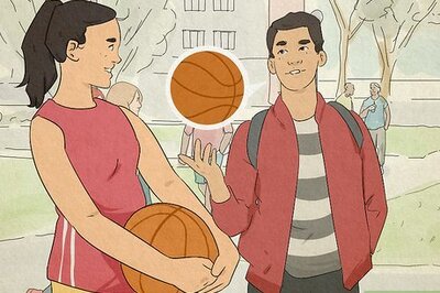 How to Flirt with a Smart Girl