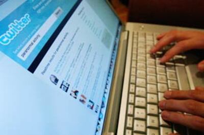 Hackers steer Twitter traffic to unknown site