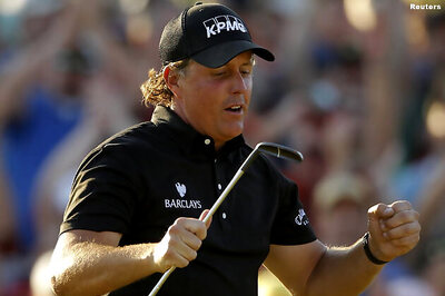 Mickelson wins US Masters, Woods tied 4th
