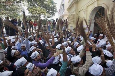 West Bengal: AAP threatens hunger strike demanding arrest of 'BJP goons'