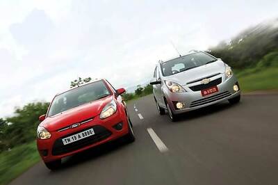 Domestic car sales down by 5 pc, bikes dip by 19 pc in Sept