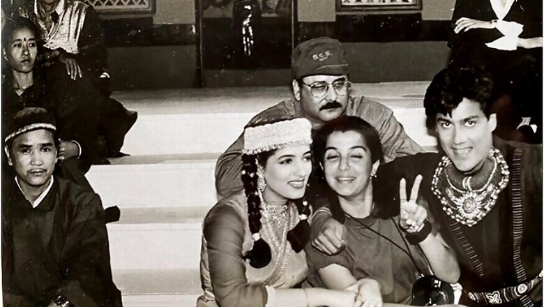 Farah Khan Tries to Embarrass Twinkle Khanna with Throwback Picture from Set of Uff Ye Mohabbat