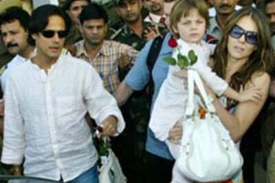 How rich is Arun Nayar 'Hurley'?