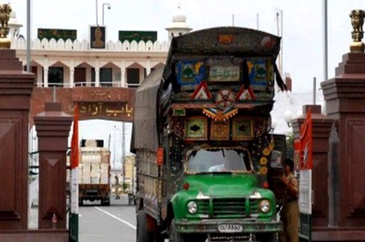India Requests Pakistan to Let Trucks Take Its Wheat to Afghanistan, Neighbour Mulls Logistics