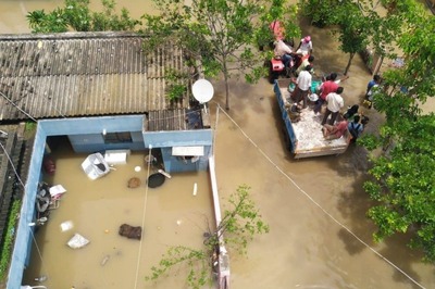 Bengaluru Rained In: City Waterlogged, Rescue Ops Using Boat, IMD Issues Orange Alert