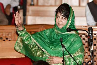 Mehbooba Appeals for Peace, Political Dialogue Between India, Pakistan