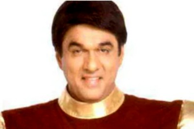 Mukesh Khanna Says The Country Will Not Accept If Someone Else Becomes Shaktimaan In The Movie