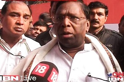 Will not take Team Anna seriously: Narayanasamy
