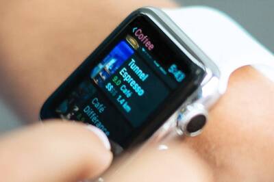 Govt Warns Apple Watch Users Of Vulnerability; Users Urged To Update To Latest WatchOS 8.7