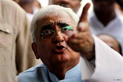 Khurshid likely to file defamation case against India Today