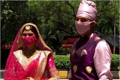 Manish Raisinghan and Sangeita Chauhan Wear Masks at Gurudwara Wedding, Watch Videos