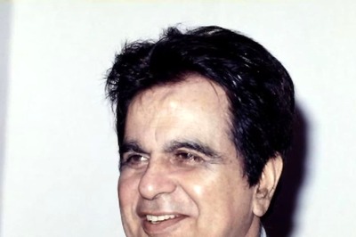 Serving Sandwiches In A British Canteen To Going To Jail, Lesser-known Facts About Dilip Kumar