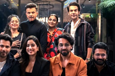 Kantara Star Rishab Shetty Poses With 'Amazing' Anil Kapoor, Janhvi, Varun Dhawan in Viral Photo