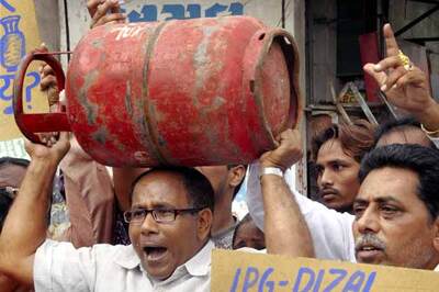 T'puram: Volatile situation continues for LPG supplies