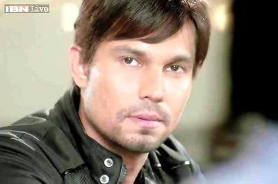 My mom keeps telling me to get married: Randeep Hooda