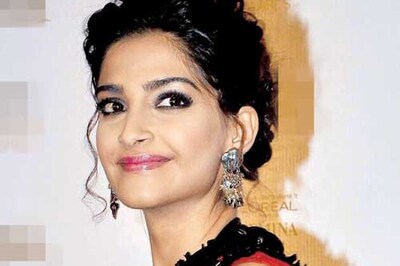 Raanjhnaa: Sonam Kapoor begins shooting in Varanasi