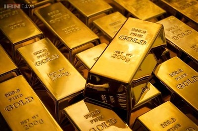 Government cuts import tariff value on gold, silver