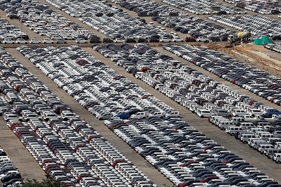 Auto Dealers May Not Liquidate BS-IV Stock Before March 31 Deadline: FADA