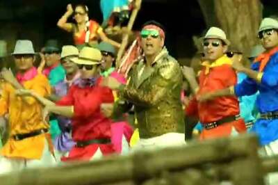 Watch: The title track of Akshay Kumar's 'Joker'