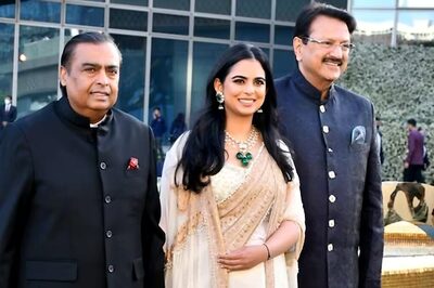 Isha Ambani Arrives at the Official Launch of NMACC Dressed Elegantly in an Ethnic Attire