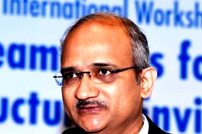 IIT Delhi Director Bids Goodbye After 6 Years Says 'Startup Founders Will be Our New Freedom Fighters'